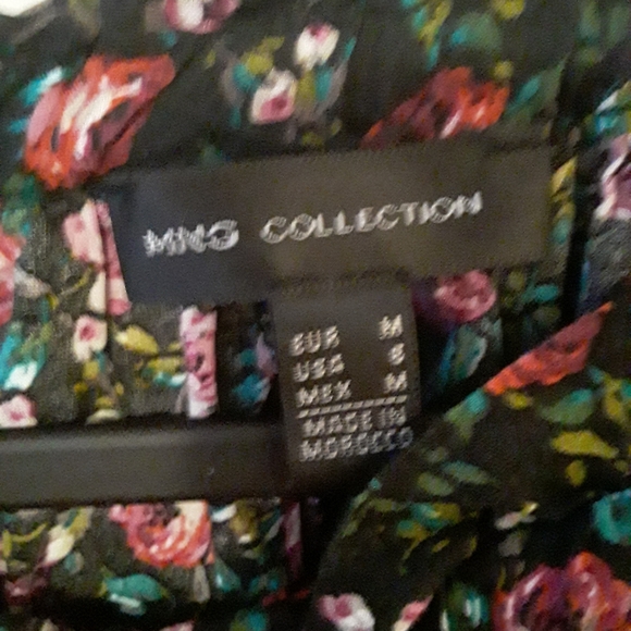 MNG Collection Light Mini Skirt With Pockets - Picture 7 of 7